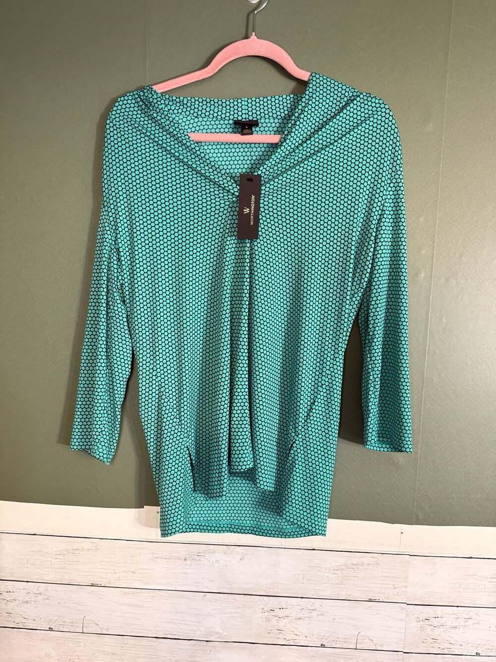 NWT Worthington Green Perforate Print Cowl Neck‎ Top Size Large